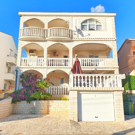 Apartament Betanovalja Zewnętrze zdjęcie