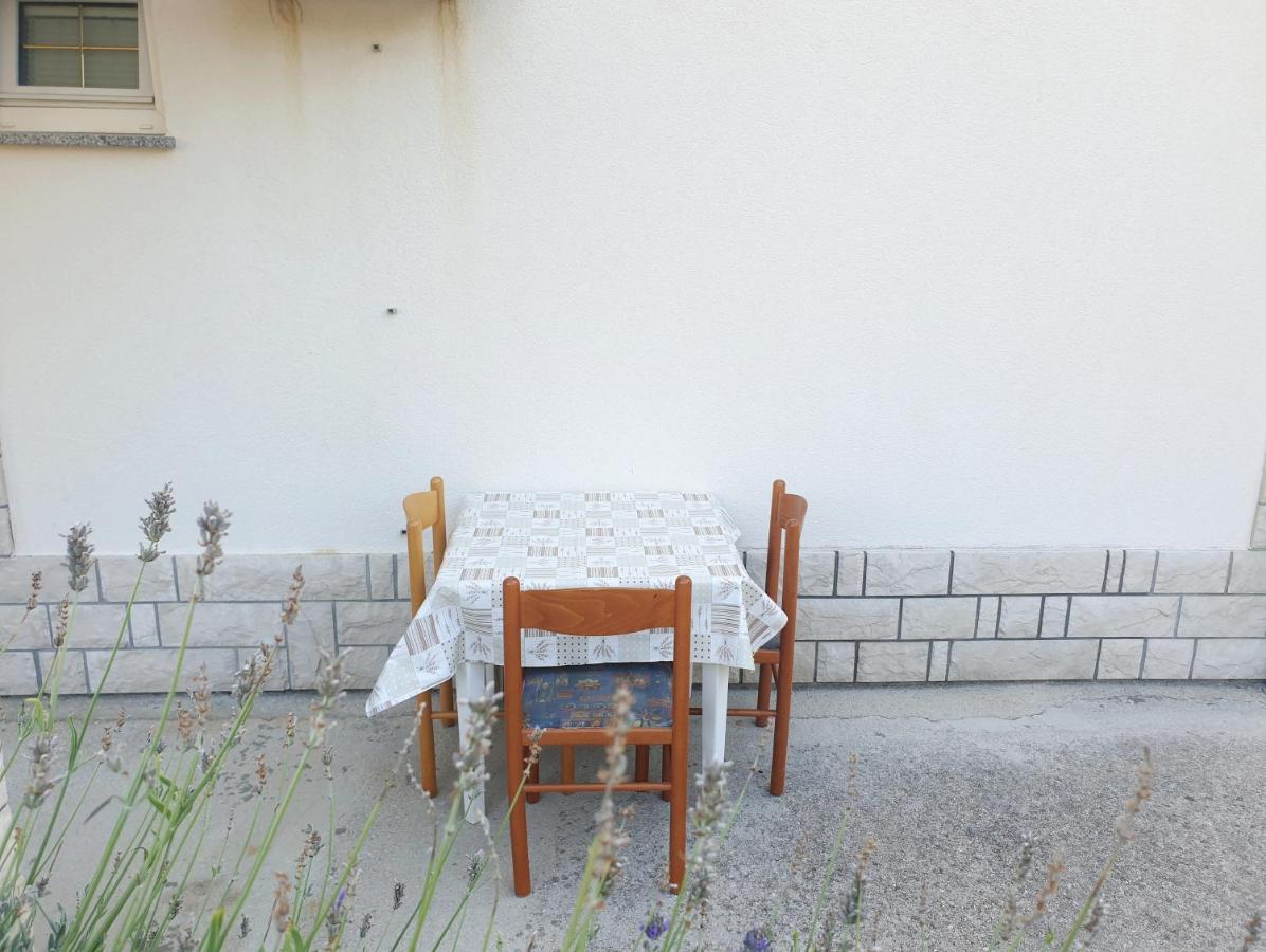 Apartament Betanovalja Zewnętrze zdjęcie