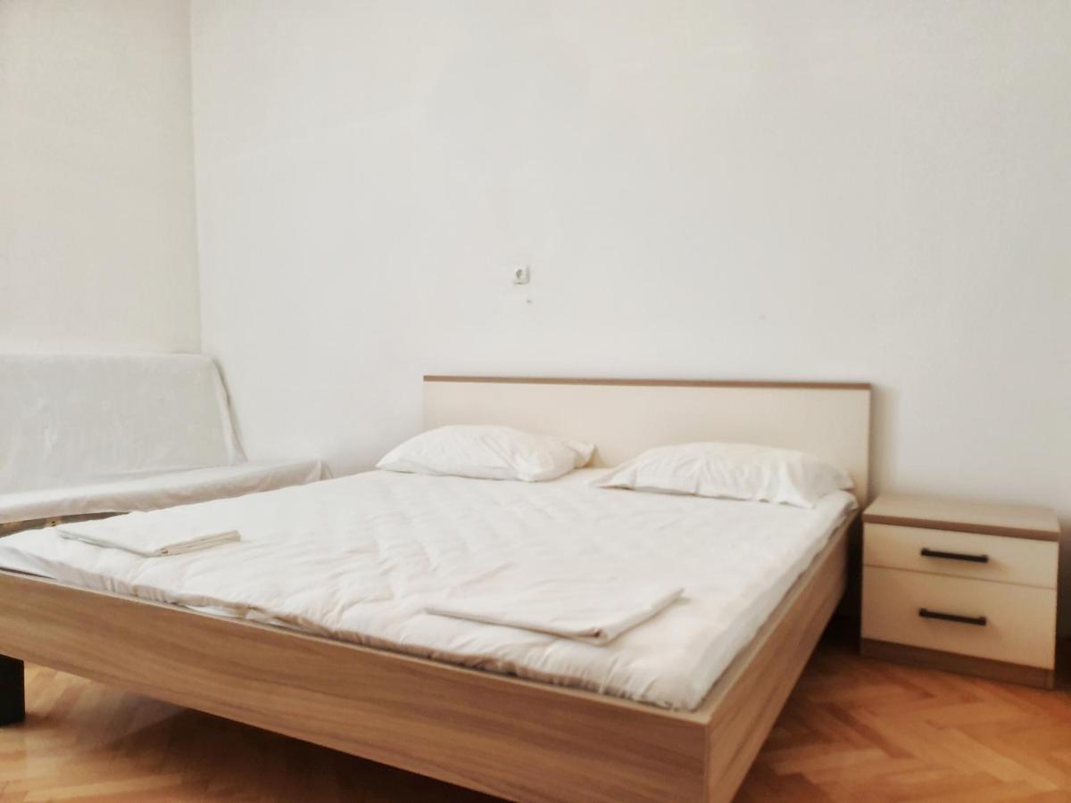 Apartament Betanovalja Zewnętrze zdjęcie