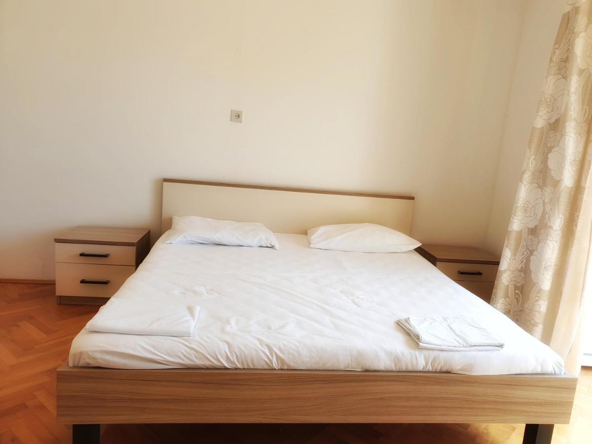 Apartament Betanovalja Zewnętrze zdjęcie